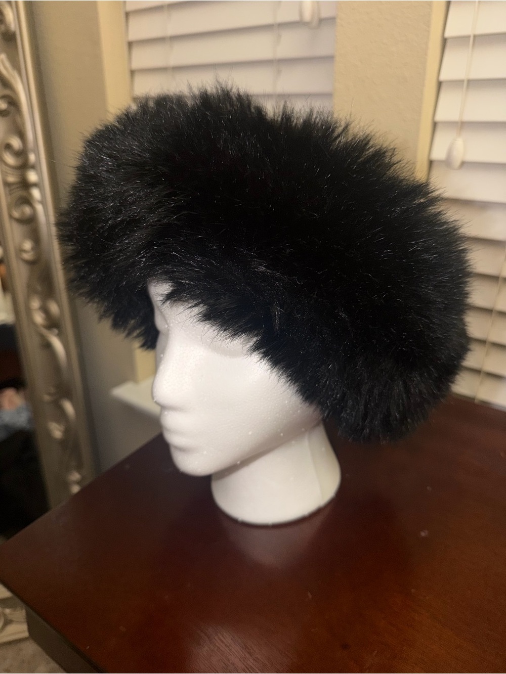 Surell Black Faux Fur Headband